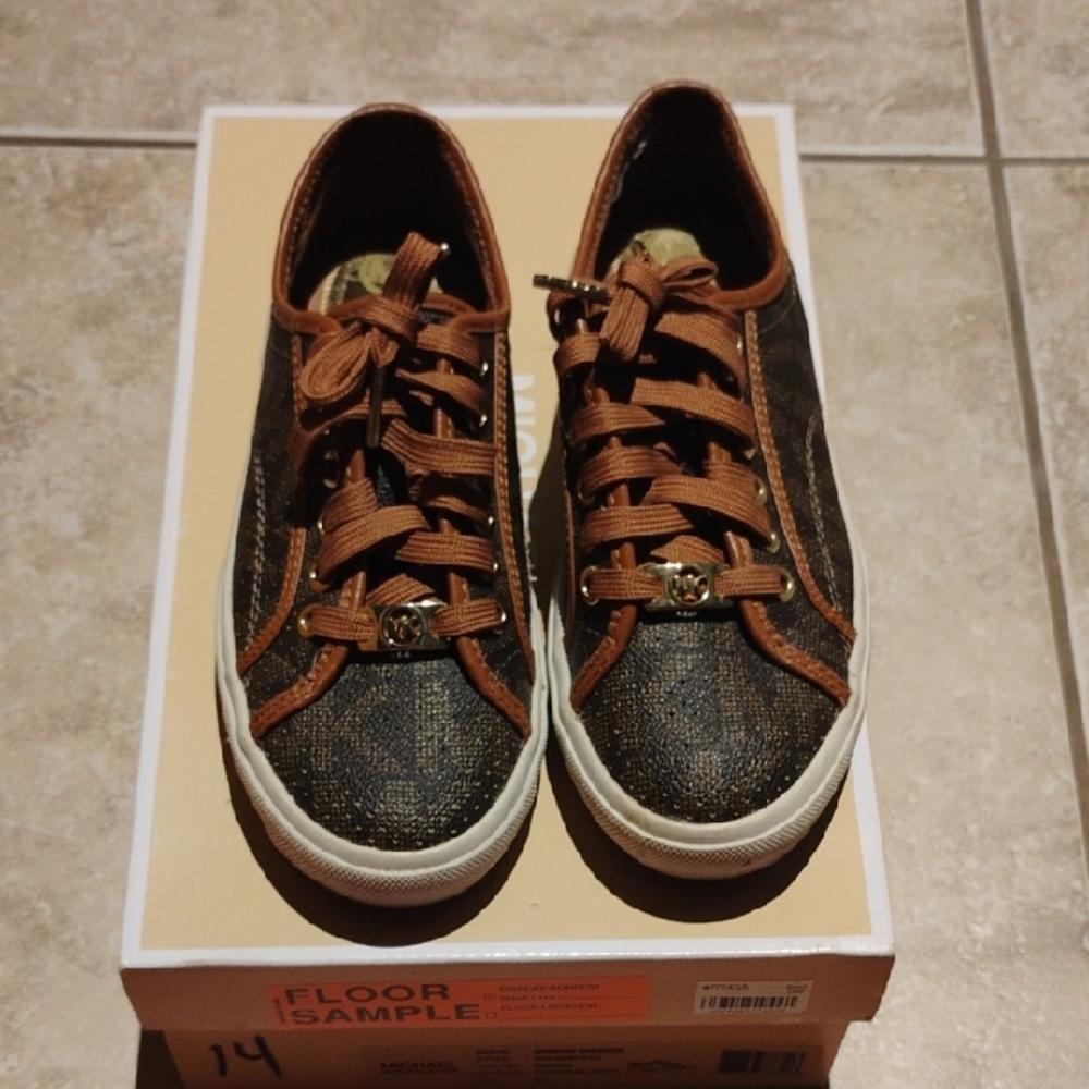 Michael Kors Brown and Tan Women's Low-Top Sneakers